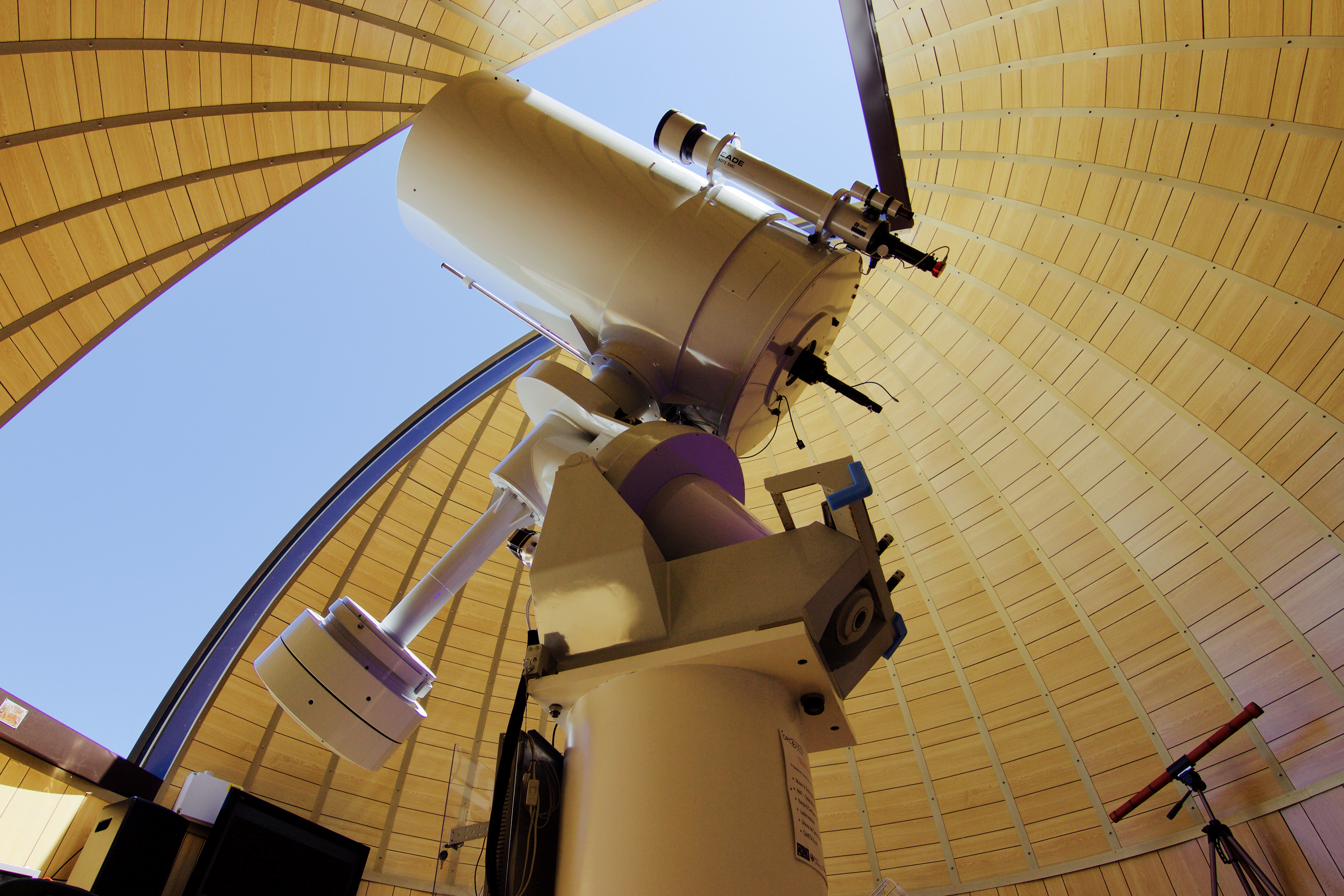 Grande telescopio Marcon RC da 80 cm